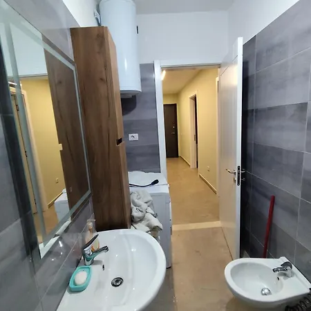 2-bedroom *