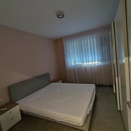 2-bedroom *
